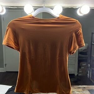 Skims Fits everybody Tshirt size MED color BRONZE